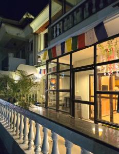 Sundowner Cozy 1 BHK ,5 min Beach ,AC & Balcony