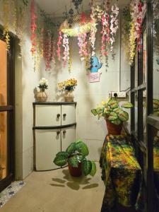 Sundowner Cozy 1 BHK ,5 min Beach ,AC & Balcony