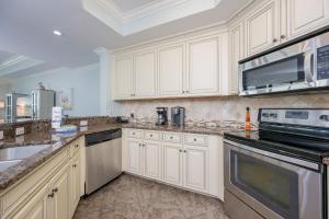 The Oasis 1510 formerly Phoenix West II 1510 condo