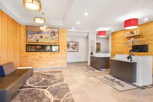 Microtel Inn & Suites by Wyndham Mont Tremblant