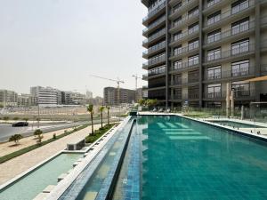 Bright Studio Retreat in Floarea Residence Arjan