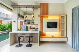 Peaceful 3 BDR Villa Canggu - Private Cook & Breakfast, Lunch, Dinner