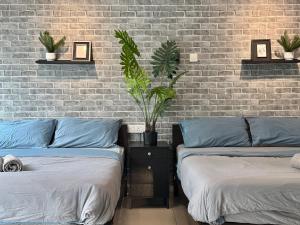 Palazio Game-Room Tebrau Ikea Toppen Austin 4-6pax