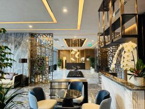 Lumiere Garden Hideaway