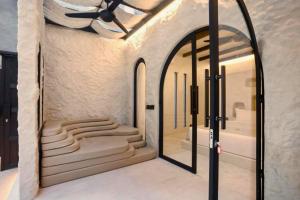 Chiara Elegant Modern 2 BR Private Pool Villa ZN357