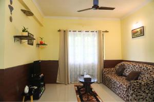 Minimalist 1-Bedroom Apartment Near Candolim Beach