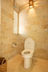 Ayvrtha Boutique Nature Resort, 5 minutes drive to Padang-Padang Beach