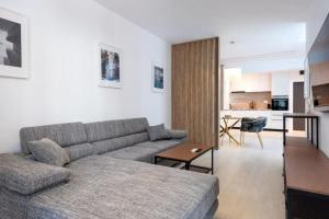 Luxury Elegant Apartment North Area