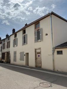 Casa Luna Burgundy