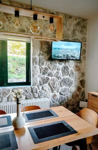 G&J Traditional House