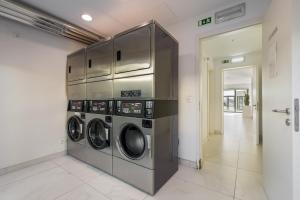 Antas Park with pool and gym - to work & leisure