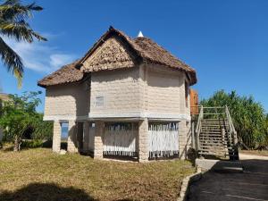 Coral Cove Diani Treehouses