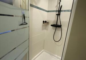 La Lucienne - Cœur de ville avec un extérieur