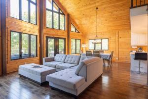 Lakefront - Spa - Pool table - Mistral 154