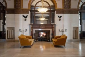 Ocean-View 1BR Condo in Historic Cooper Arms