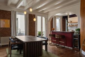 Ocean-View 1BR Condo in Historic Cooper Arms