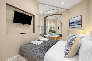 Elegant Oxford Circus-Marylebone apartment