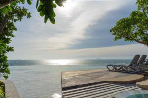 Bayphere Residence by Prop Hopper