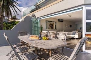 Houghton Views - Camps Bay Apt, Pool, Ocean Views