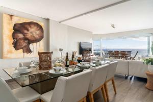 Houghton Views - Camps Bay Apt, Pool, Ocean Views