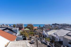 Mnt Nelson Sea Point - Views, Townhouse, Fireplace