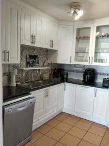 Blue Water Bay Holiday Apartment