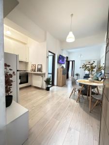 17 Zimbrului Residence at Lazar Towers Palas