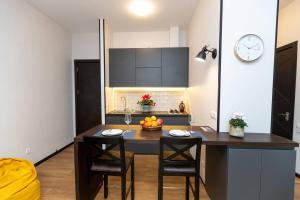 Wehost Apartment Near Fabrika