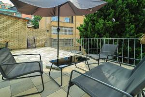 Wehost Apartment With Huge Terrace