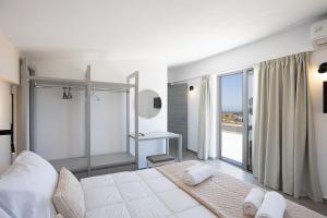 MiNo Mare modern Sea View Villa with Pool up to 12