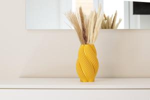 Chiara Apartment 6 guest - Train Station - Parking