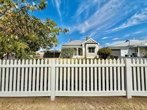 Currawong Corner Cottage