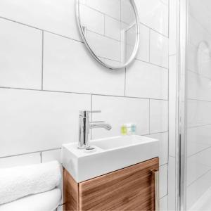 Stylish Apartment - Smart TV & Netflix - Wolverhampton Centre 12CH