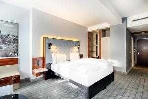 Premier Inn Köln City Mediapark