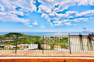 Dimora Concept - Casa Saracena - Sea View, Terrace and Free Parking