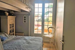 Peaceful stay with pool and stunning views