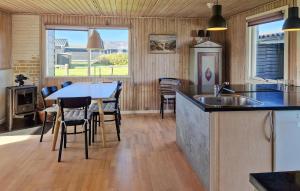 3 Bedroom Beautiful Home In Løkken