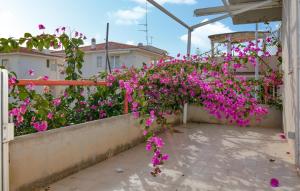 Lovely Apartment In Kaukana With Wifi