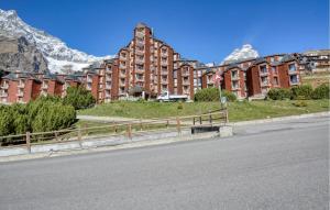 Cozy Apartment In Breuil-Cervinia With Wifi