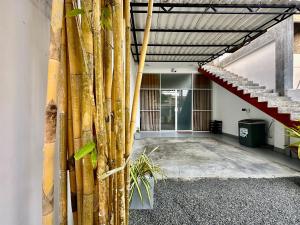 The Hans Villa Midigama - 20m to the Beach