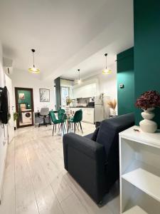 TOD APARTMENTS Palas Mall