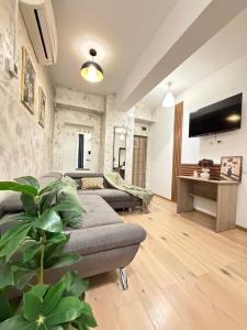 TOD APARTMENTS Palas Mall