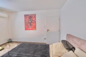 Shelter & Friends at Trnavské mýto