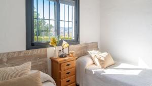 Casa Adrian Almachar by Ruralidays