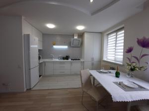 2 кімнатна квартира на Садовому