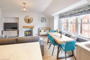 Avenue Victoria Apartment