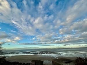La vigie maison les pieds dans leau