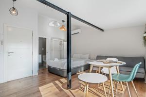 Coqueto ático en Tetuán para 2 personas 3 1