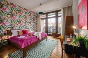 Prague Days - Family Two-Bedroom Apartment with, AC, and sound system in Vinohrady