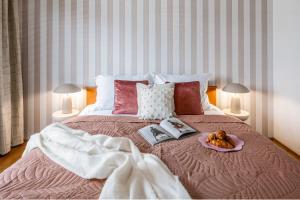 Prague Days - Family Friendly 2BDR w Balcony and AC